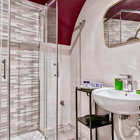 Colosseum Charme * Rome