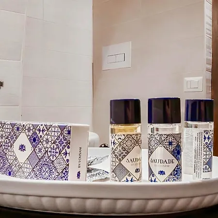 Apartment Colosseum Charme *