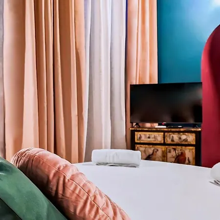 Apartment Colosseum Charme