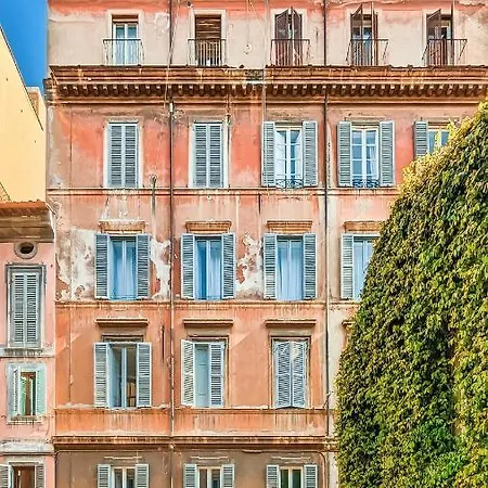 Apartment Colosseum Charme