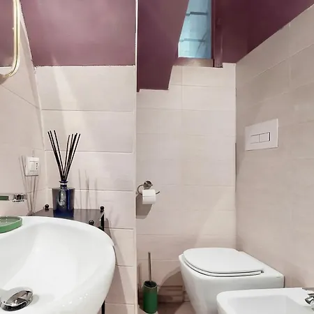 Colosseum Charme Apartment *