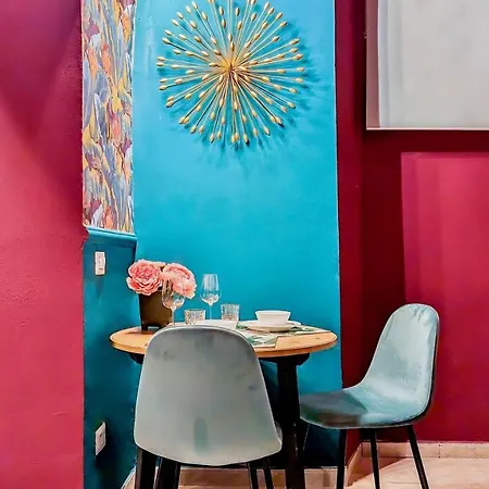 Colosseum Charme Apartment *